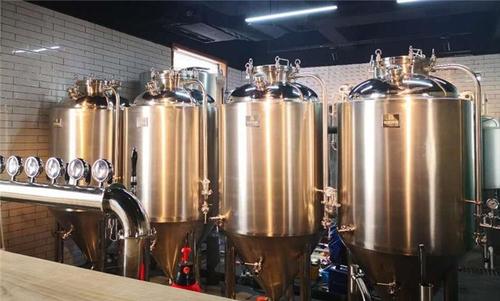 精釀啤酒設備的分類與酒類經營策略